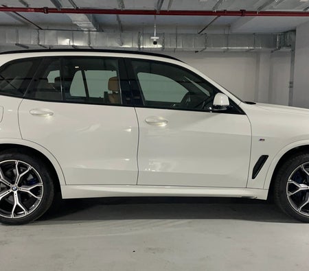 White BMW X5 xDrive40i M Sport 2023
