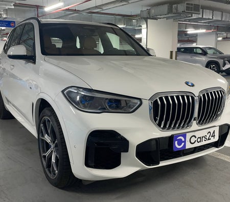 أبيض بي إم دبليو X5 xDrive40i M Sport 2023 أبيض بي إم دبليو X5 xDrive40i M Sport 2023