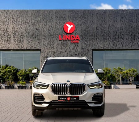 BMW X5 xDrive40i 2020, photo 2 of 4