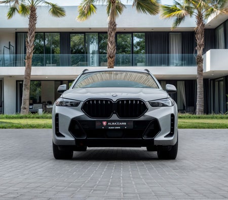 gris BMW X6 40i M Sport 2025