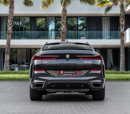 أسود بي إم دبليو X6 M50i xDrive 2021 أسود بي إم دبليو X6 M50i xDrive 2021