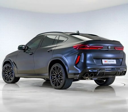 Siyah BMW X6 2021