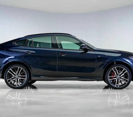 Schwarz BMW X6 xDrive40i M Sport 2023