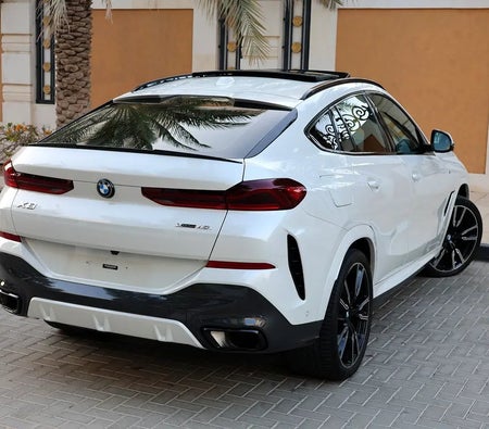 White BMW X6 xDrive40i 2024