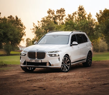 BMW X7 2023