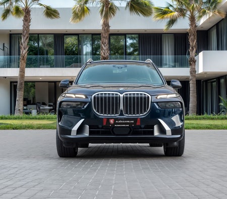 BMW X7 xDrive40i 2023, photo 2 of 4