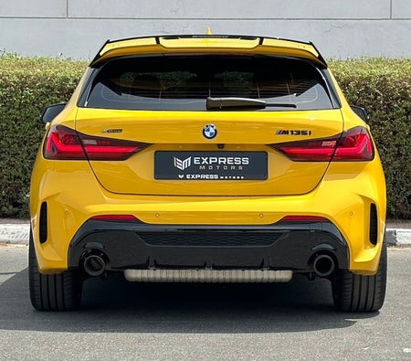 BMW M135i 2022, photo 4 of 4