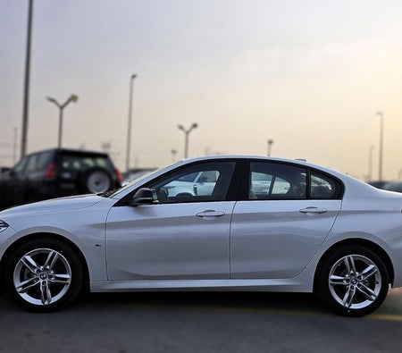 BMW 120i 2023, photo 4 of 4