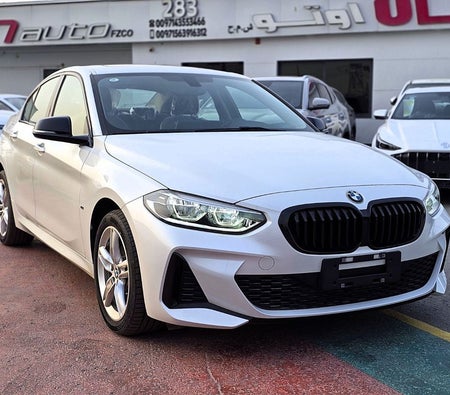 BMW 120i 2023, photo 3 of 4