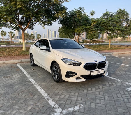 Blanc BMW 218i 2024 Blanc BMW 218i 2024