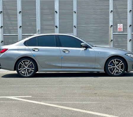 Gris BMW 320i 2024