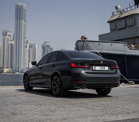 BMW 318i 2025