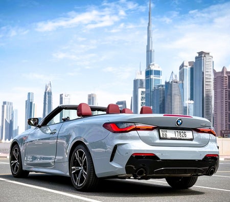 BMW 420i Convertible 2025