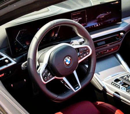 BMW 420i Convertible 2025
