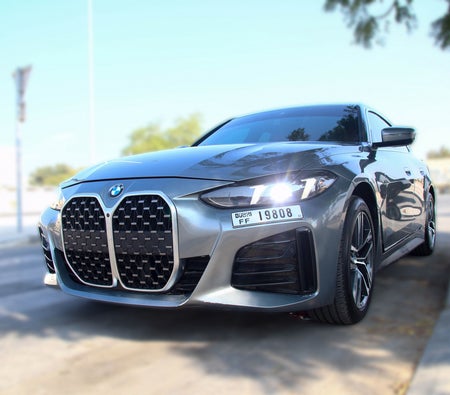 BMW 430i Convertible 2025