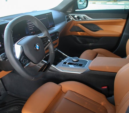 BMW 430i Convertible 2025