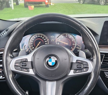 White BMW 540i M Kit 2017