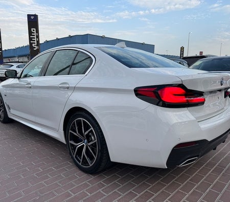 White BMW 520i M Kit 2022