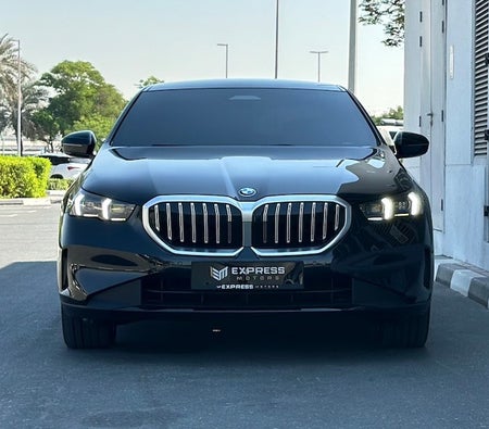 BMW 520i 2024, photo 3 of 4