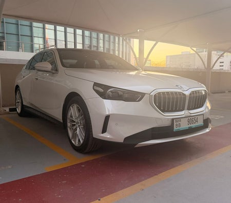 BMW 520i Exclusive 2026, photo 3 of 4