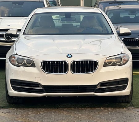 BMW 520i 2014, photo 4 of 4
