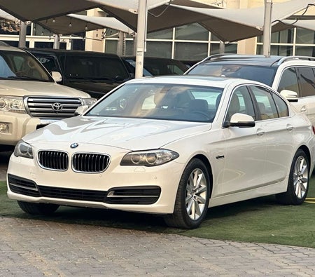 BMW 520i 2014, photo 3 of 4