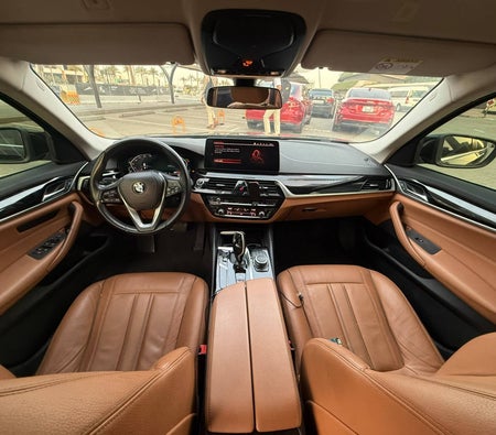 BMW 520i 2022, photo 3 of 4