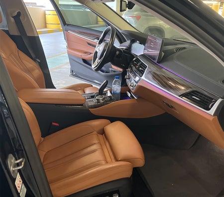 Black BMW 520i 2023