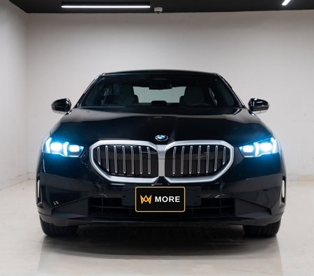 Black BMW 520i 2026