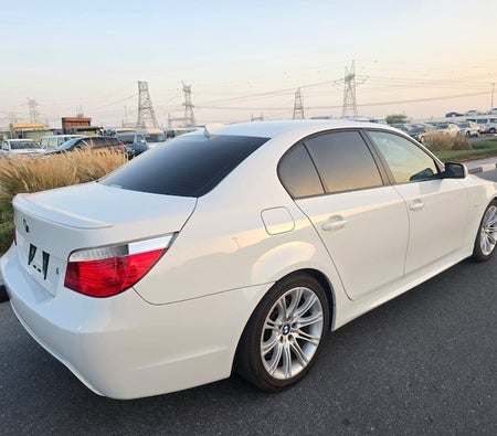 wit BMW 525i 2006