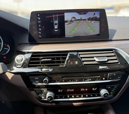 BMW 530i 2018, photo 4 of 4