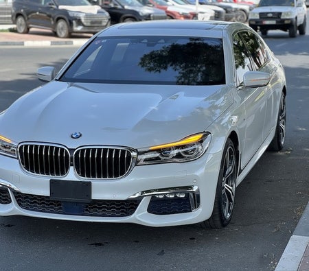 BMW 730Li 2016, photo 2 of 4