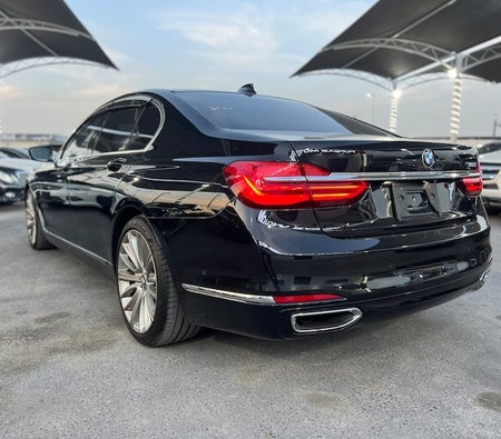 BMW 750i 2016, photo 4 of 4