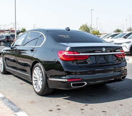 BMW 750Li 2017, photo 4 of 4