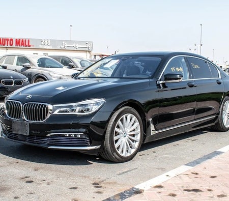 BMW 750Li 2017, photo 3 of 4