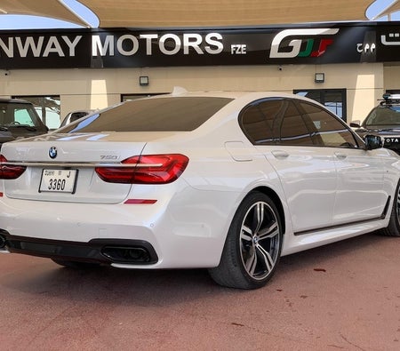 White BMW 750i 2017