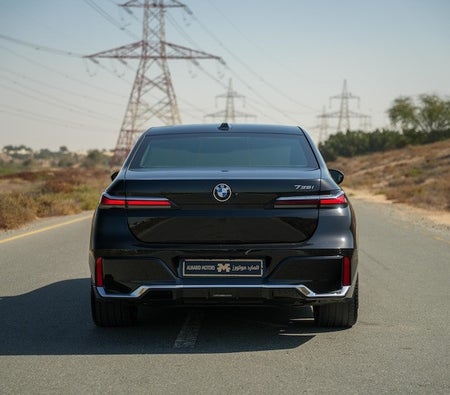 Black BMW 735i 2025