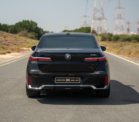 Black BMW 735i 2025