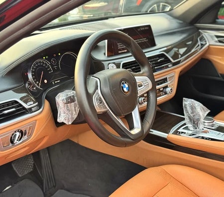 BMW 730li Exclusive 2019, photo 2 of 4