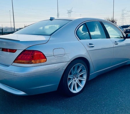 Silver BMW 735i 2003