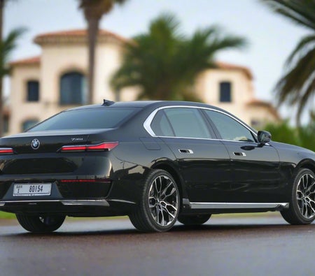 Black BMW 735i 2025