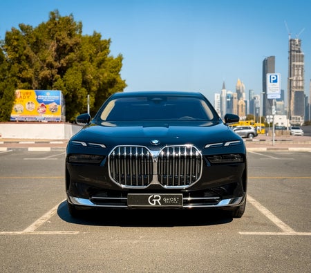 BMW 735i 2025