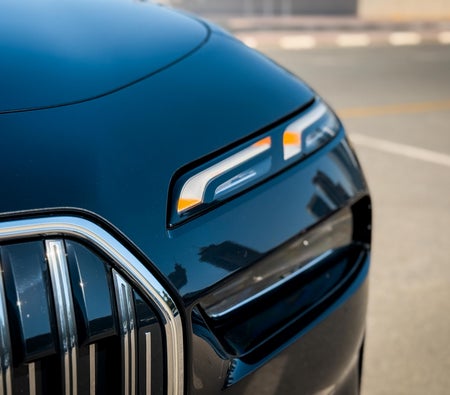BMW 735i 2025
