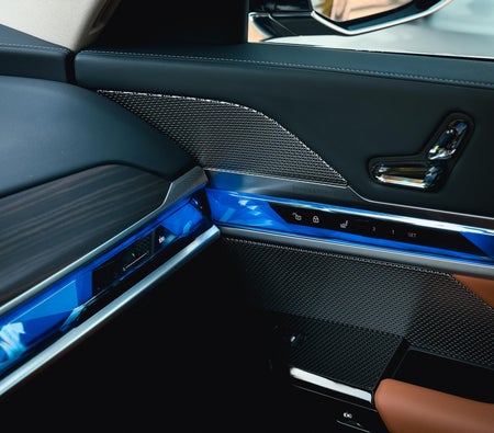 BMW 735i 2025
