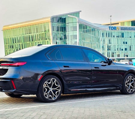 BMW 740i 2023