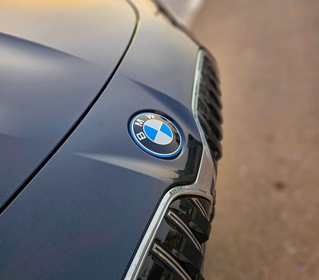 BMW 740i 2023