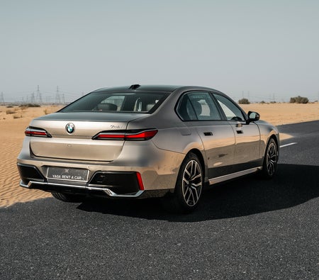 BMW 740i 2024