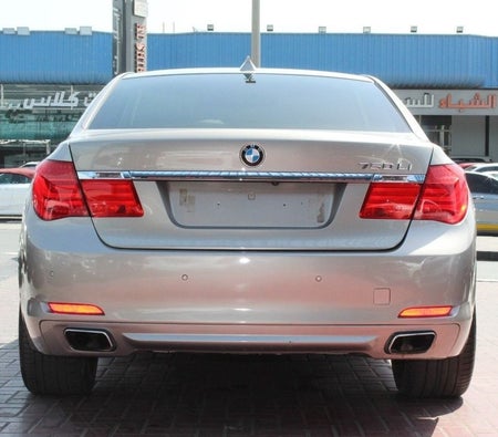 BMW 750Li 2011, photo 4 of 4