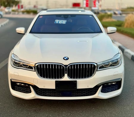 BMW 750i 2016, photo 3 of 4