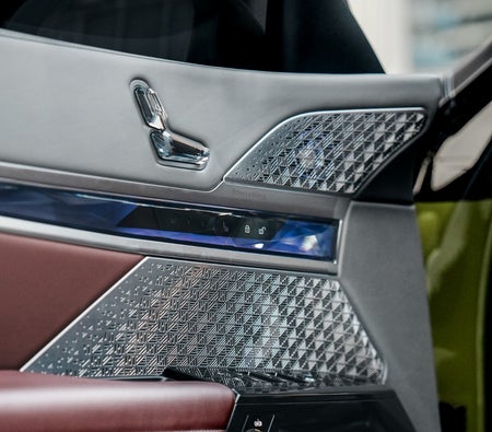 BMW 760i 2024